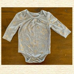 5/$20 Cat & Jack Gray Bodysuit